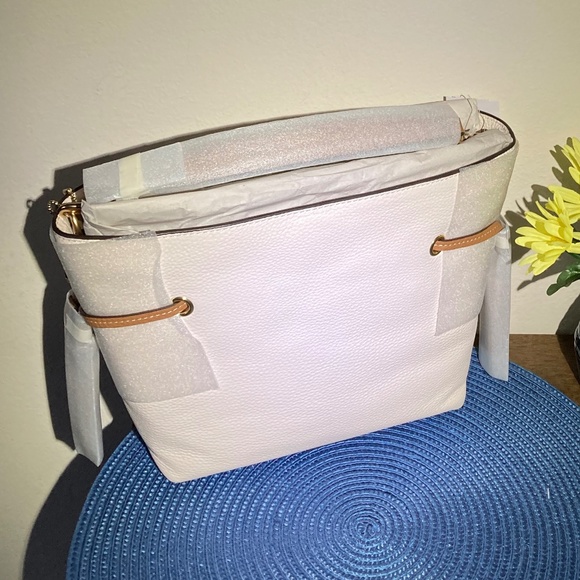 **SOLD**  COACH LEATHER ANDY TOTE/CROSSBODY IN GORGEOUS CHALK MULTI - NWT! - Picture 7 of 8